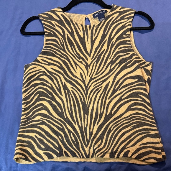 Ann Taylor Sweaters - Vintage Ann Taylor Sleeveless Tiger Sweater